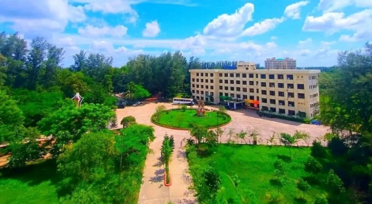 নোবিপ্রবিতে সমাবর্তনে অতিরিক্ত ফি আদায়ে শিক্ষার্থীদের অসন্তোষ 